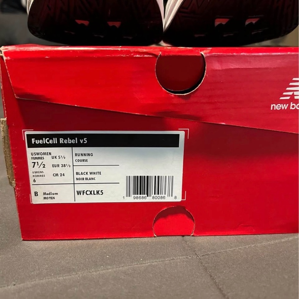 New Balance FuelCell Rebel v5 in Black and White, Size 7.5 Women’s. New in box.